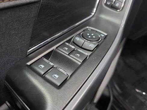 Used 2025 Ford F150 Lariat w/ Equipment Group 501A Mid AWD/4WD image 26