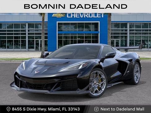 New 2026 Chevrolet Corvette ZR1 w/ ZR1 Carbon Fiber Aero Package RWD image 7