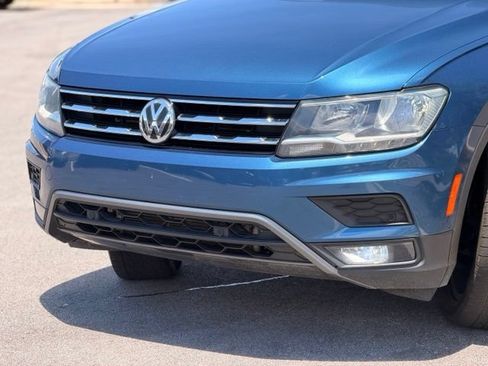 Used 2020 Volkswagen Tiguan SEL FWD image 6