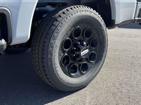 New 2026 Ford F350 Lariat w/ Black Appearance Package image 9