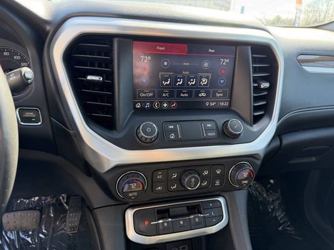 Used 2020 GMC Acadia SLE FWD image 18