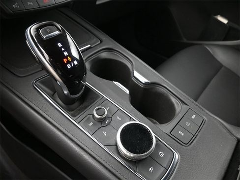 Certified 2022 Cadillac XT4 Sport w/ Enhanced Visibility Package image 25