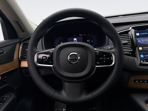 Used 2024 Volvo XC90 B6 Plus w/ Protection Package Premier image 12