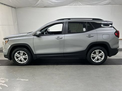 Certified 2023 GMC Terrain SLE w/ Driver Convenience Package AWD/4WD image 6