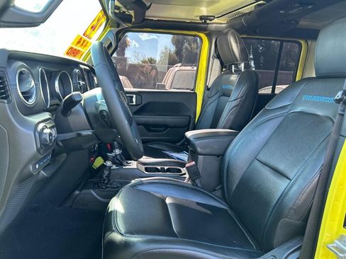 Used 2023 Jeep Wrangler Unlimited Rubicon 4xe AWD/4WD image 16