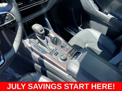 Used 2022 Toyota Highlander Platinum AWD/4WD image 21