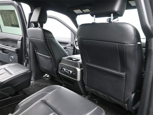 Used 2021 Ford Expedition XLT image 24
