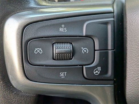 Used 2019 Chevrolet Silverado 1500 RST image 18