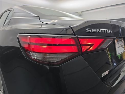Used 2025 Nissan Sentra S FWD image 18