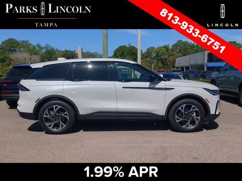 Certified 2024 Lincoln Nautilus Premier w/ Jet Appearance Package AWD/4WD image 3
