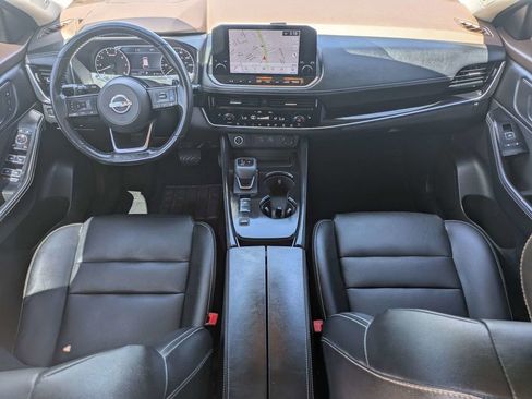 Used 2022 Nissan Rogue SL w/ SL Premium Package FWD image 16