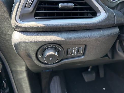 New 2026 Chrysler Pacifica Select w/ S Appearance Package FWD image 22