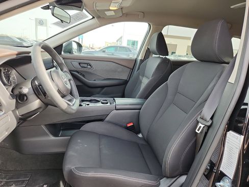 Used 2023 Nissan Rogue S image 13