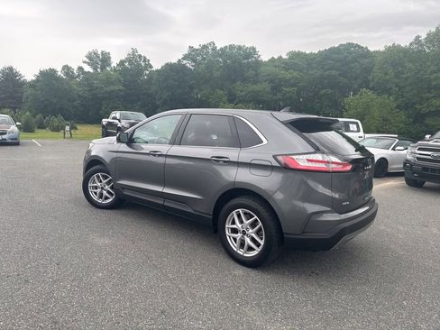 Used 2023 Ford Edge SEL w/ Convenience Package AWD/4WD image 4