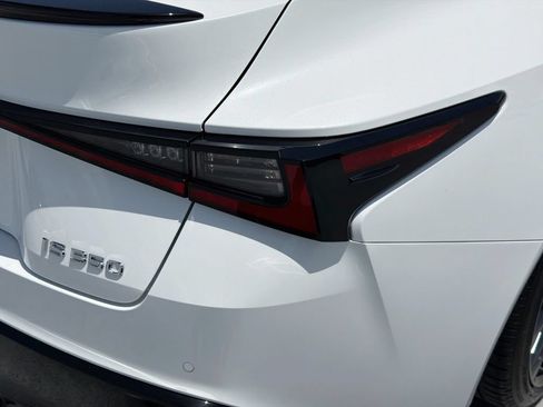 Used 2025 Lexus IS 350 F Sport RWD image 27