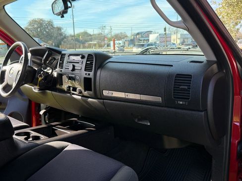 Used 2011 Chevrolet Silverado 1500 LT w/ Texas Edition image 16