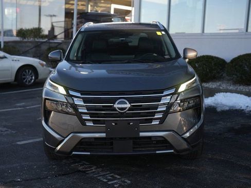 Certified 2024 Nissan Rogue SL w/ SL Premium Package image 2