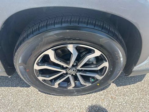 Used 2023 Toyota Corolla Cross AWD Hybrid image 13