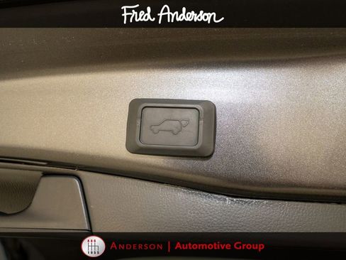 Used 2023 Toyota RAV4 XLE Premium FWD image 6