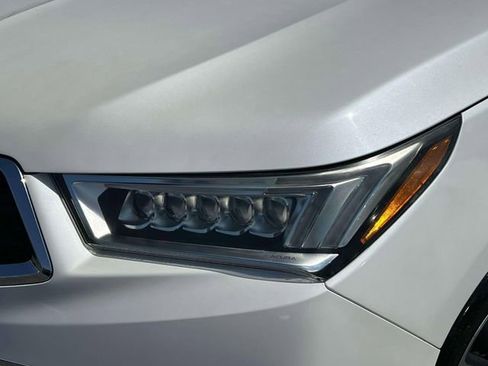 Used 2019 Acura MDX FWD w/ Technology Package image 11
