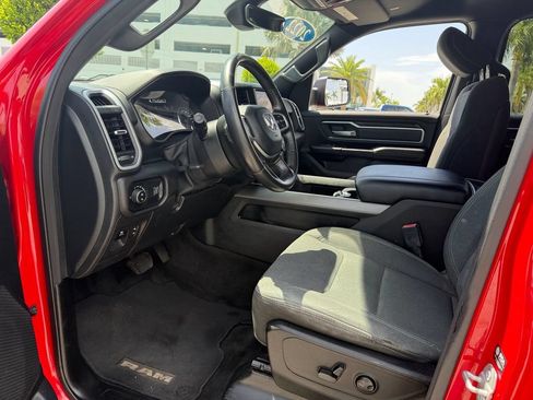 Used 2022 RAM 1500 Big Horn w/ Night Edition AWD/4WD image 13