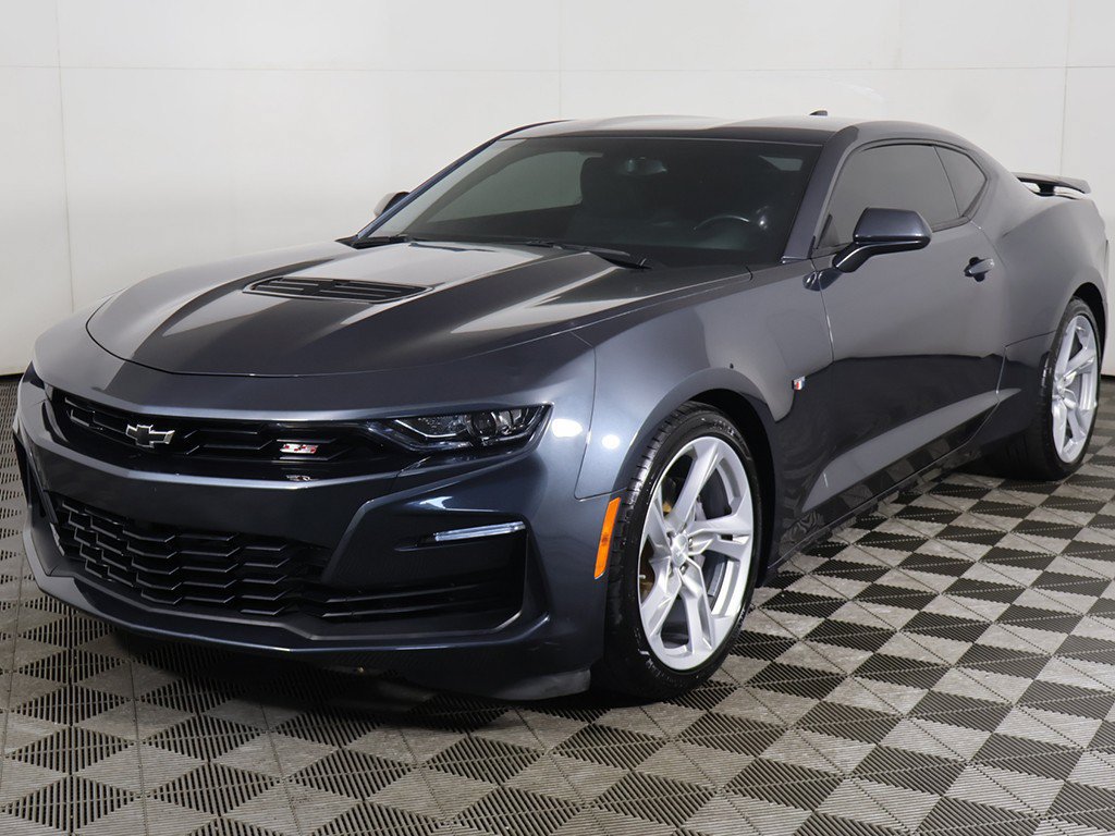 Used 2021 Chevrolet Camaro SS RWD image 5