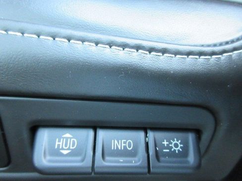Used 2023 GMC Yukon XL Denali Ultimate AWD/4WD image 27