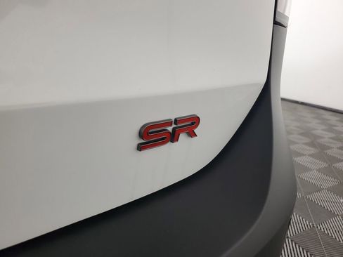 New 2026 Nissan Kicks SR image 32