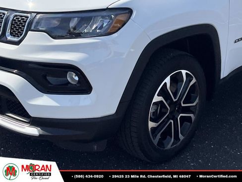 Used 2023 Jeep Compass Limited w/ Sun and Sound Group AWD/4WD image 8