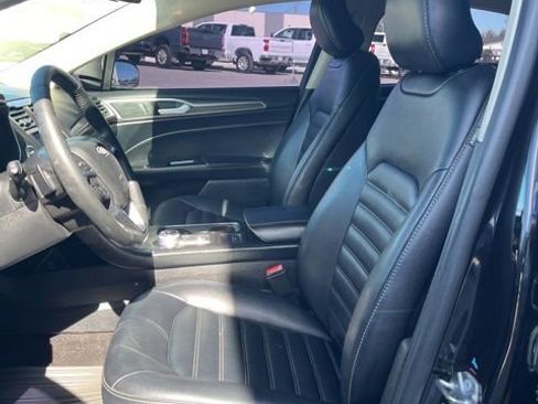 Used 2019 Ford Fusion SEL FWD image 27