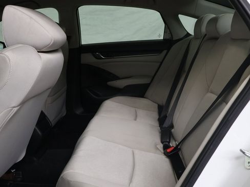 Used 2022 Honda Accord LX image 15