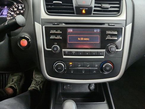 Used 2018 Nissan Altima 2.5 S w/ S Convenience Package image 19