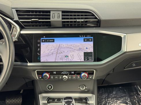 Used 2023 Audi Q3 2.0T Premium Plus image 24