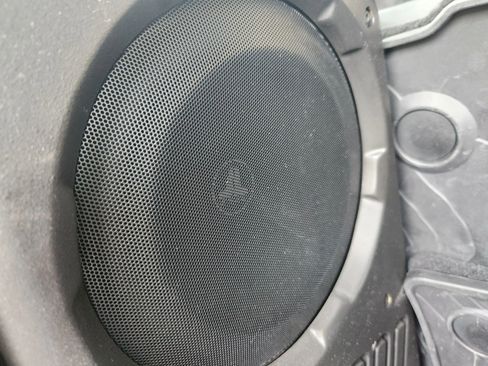 Used 2018 Jeep Wrangler Unlimited Sahara w/ Dual Top Group AWD/4WD image 49