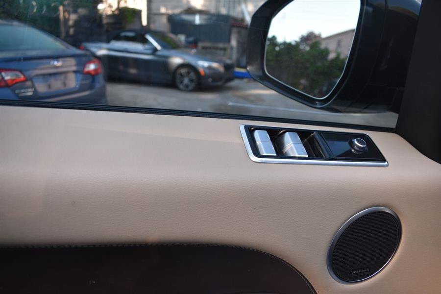 Used 2019 Land Rover Range Rover Sport HSE AWD/4WD image 13