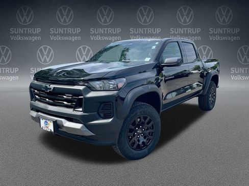 Used 2025 Chevrolet Colorado Trail Boss image 22