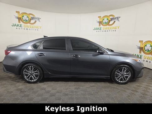Used 2023 Kia Forte GT-Line w/ GT-Line Premium Package image 10