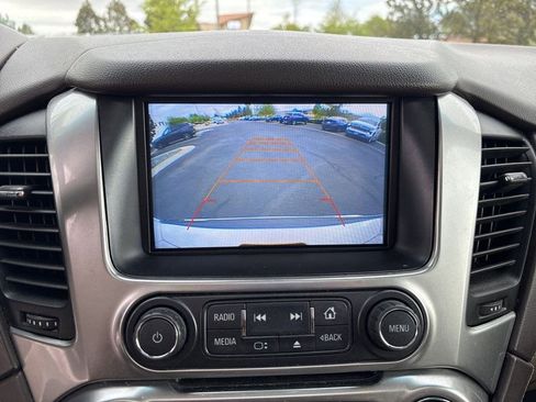 Used 2017 Chevrolet Suburban Premier AWD/4WD image 15