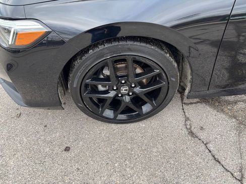 Used 2025 Honda Civic Sport image 28