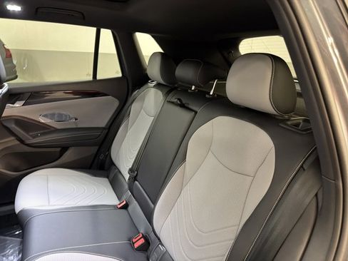 New 2026 Volkswagen Tiguan SE R-Line AWD/4WD image 21