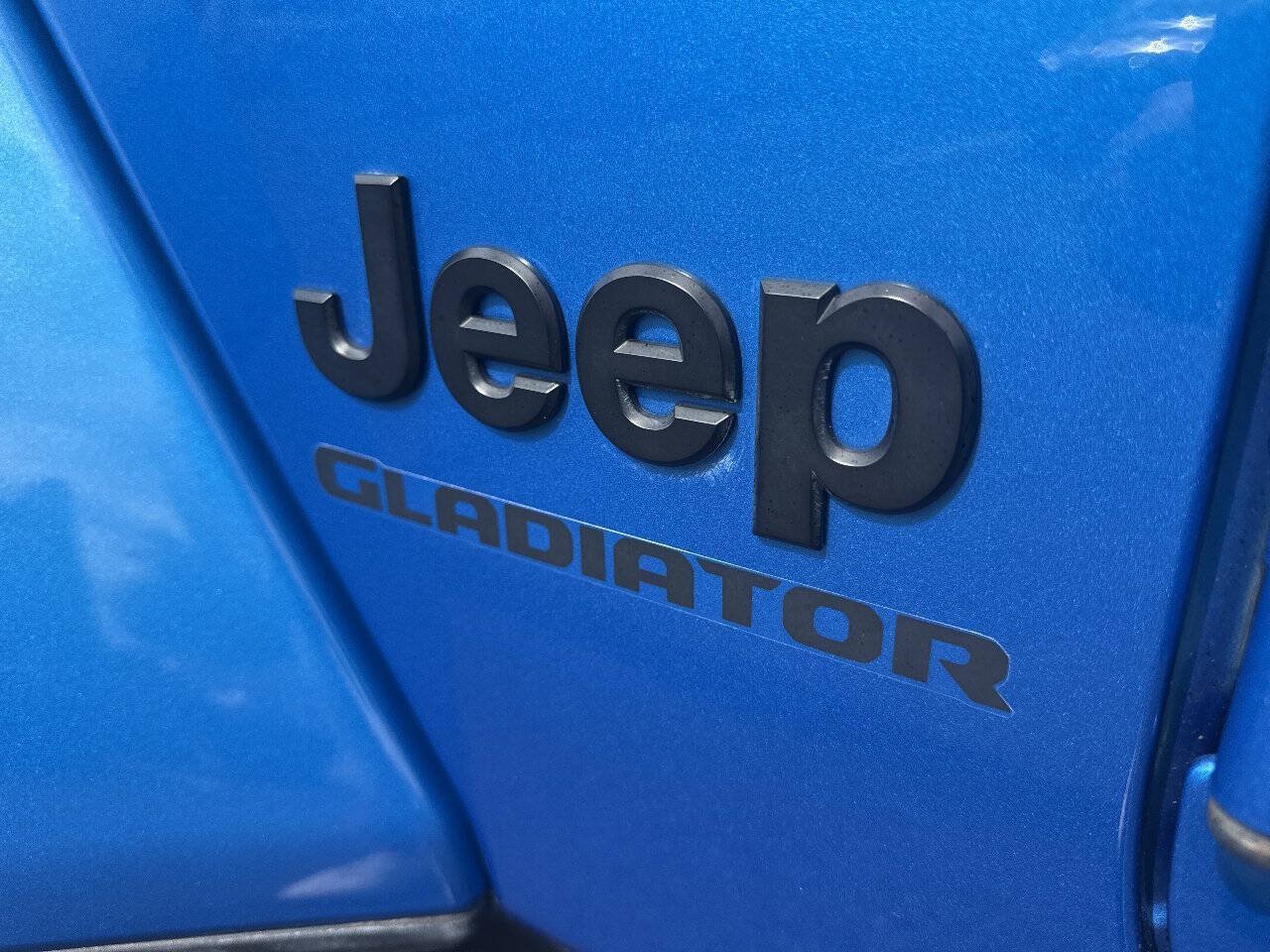 Used 2022 Jeep Gladiator Sport AWD/4WD image 29