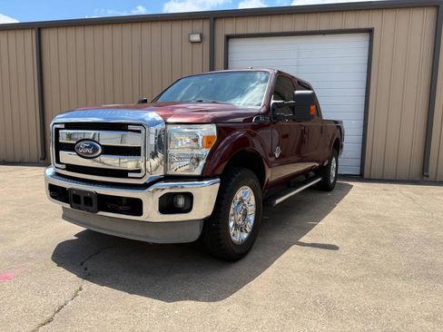 Used 2012 Ford F250 Lariat w/ Lariat Ultimate Pkg AWD/4WD image 2