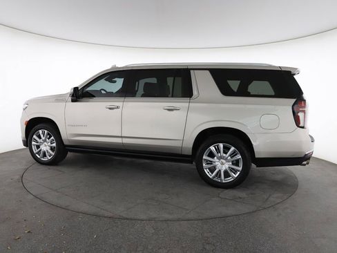 Used 2024 Chevrolet Suburban High Country w/ Max Trailering Package image 8