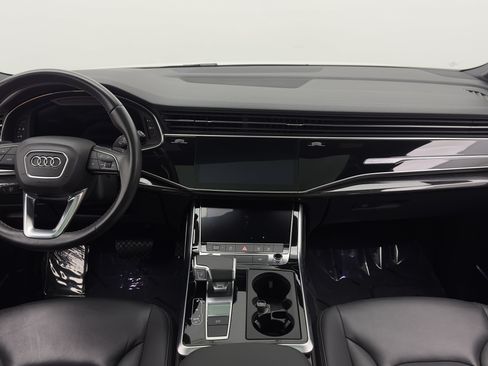 Used 2025 Audi Q7 3.0T Premium Plus AWD/4WD image 38
