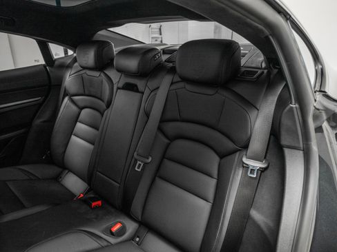 Used 2021 Porsche Taycan Turbo S image 16