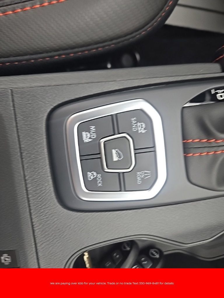 New 2026 Nissan Frontier PRO-4X AWD/4WD image 23