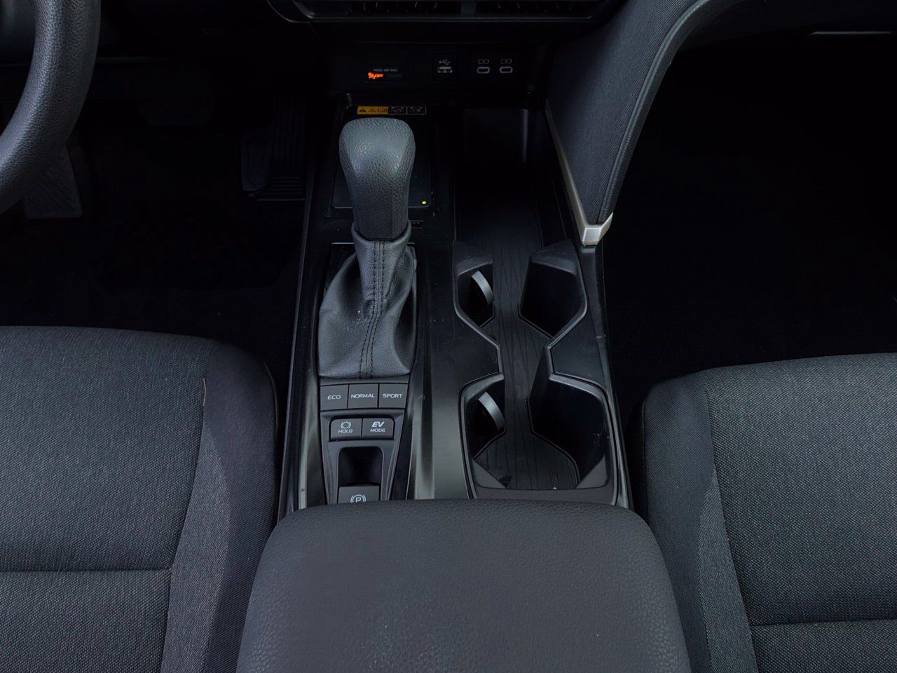Used 2026 Toyota Camry LE FWD image 15