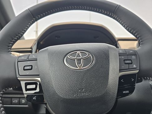 New 2026 Toyota Camry SE FWD image 24