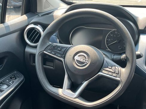 Used 2025 Nissan Versa SV FWD image 22