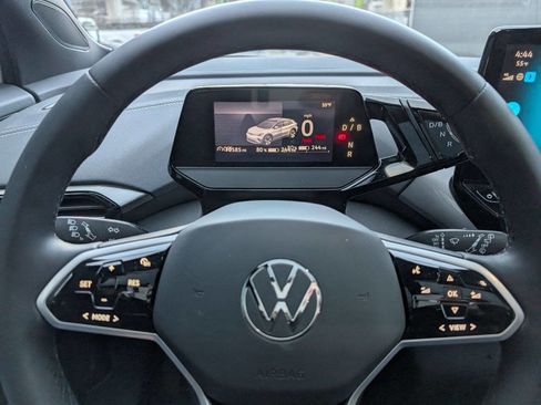 Used 2023 Volkswagen ID.4 Pro S image 15